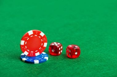 hanabi Play'n GO live-dealer studio interface showing blackjack table